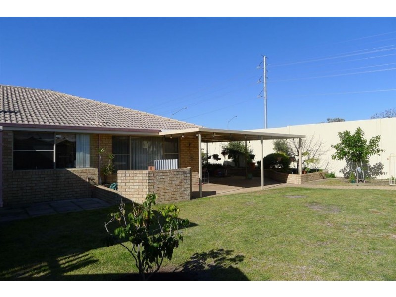 7 Chipper Close, Leeming WA 6149