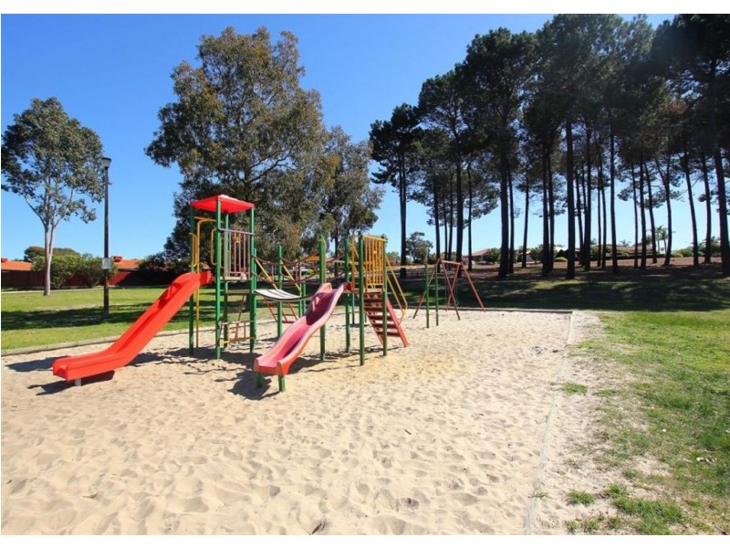 16B Passey Place, Kardinya WA 6163