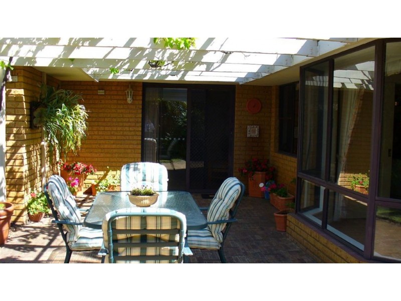 58 Aulberry Parade, Leeming WA 6149