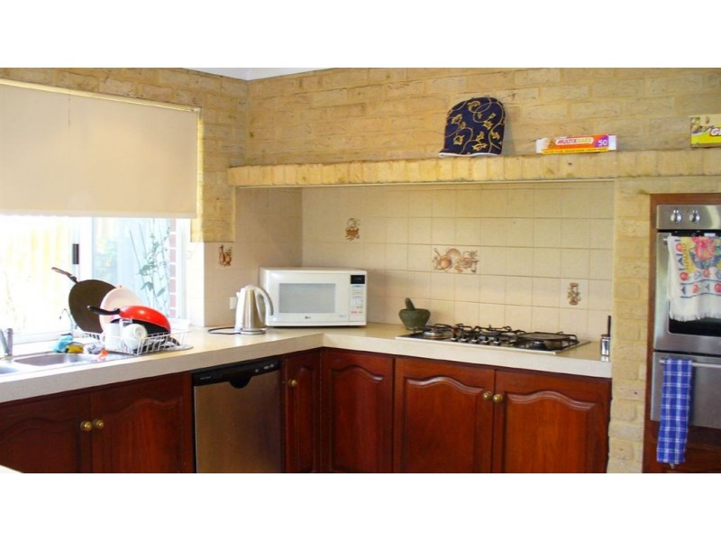 61 Ten Seldam Circle, Winthrop WA 6150