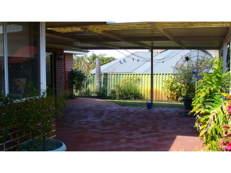 61 Ten Seldam Circle, Winthrop WA 6150