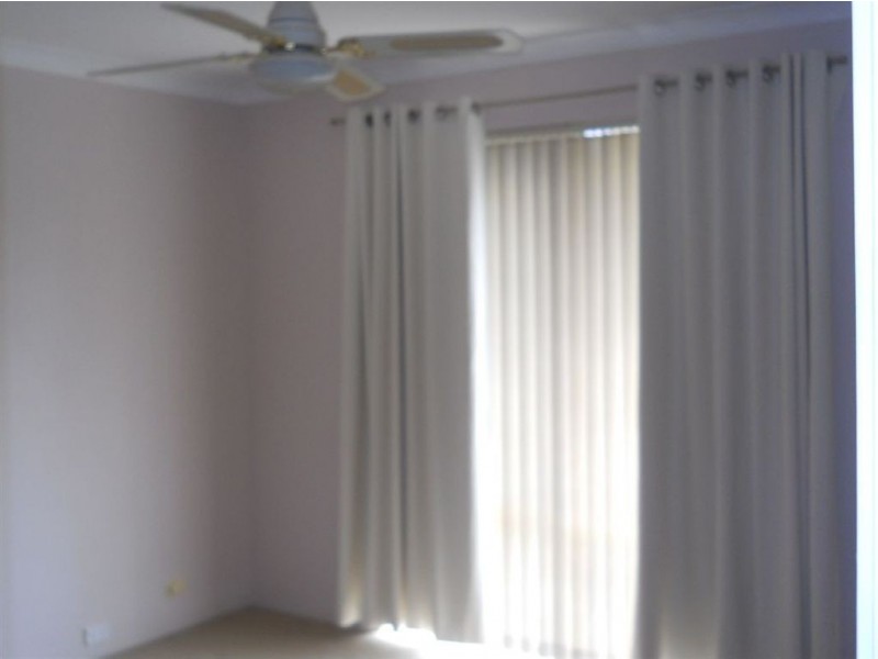 11 Westmorland Drive, Leeming WA 6149