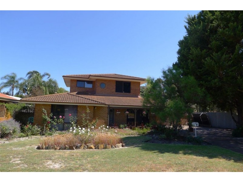 2 Stainton Place, Leeming WA 6149