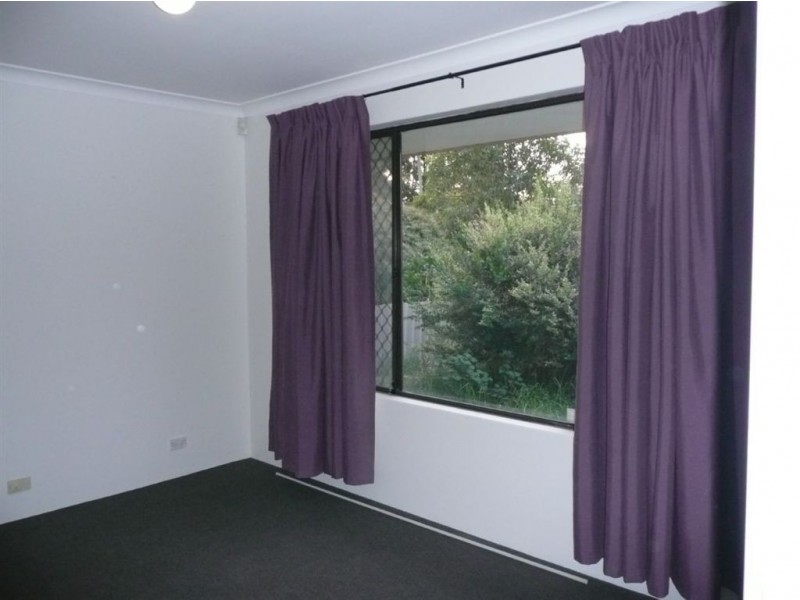 14 Lake Edge Lane, South Lake WA 6164