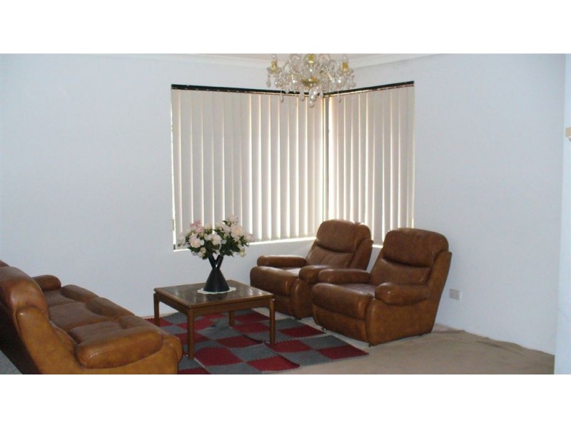 2/35 Burton Street, Bentley WA 6102