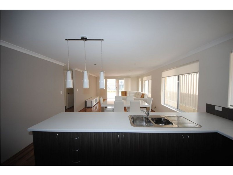 5 Terrene Lane, O’connor WA 6163