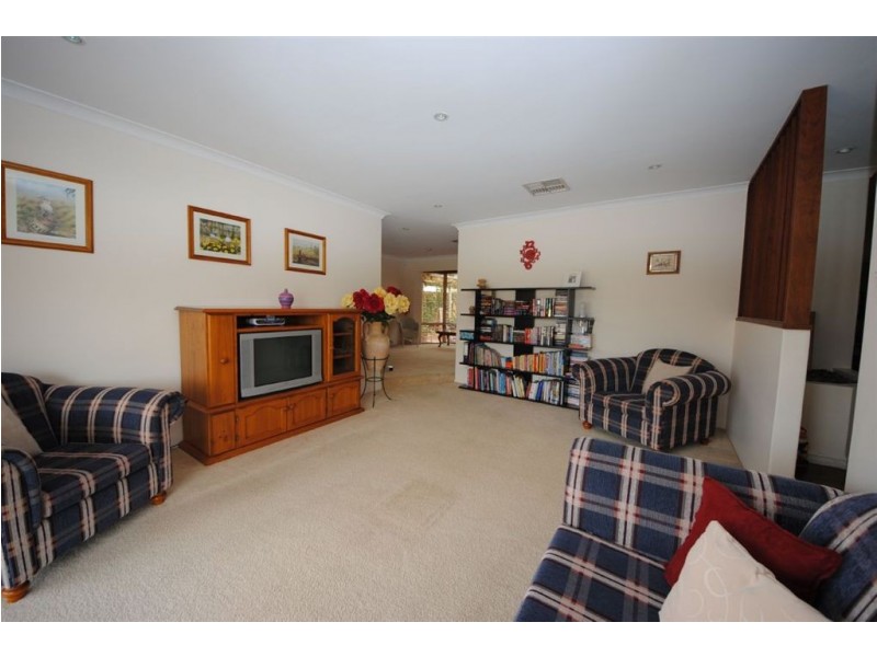 33 Envall Way, Leeming WA 6149