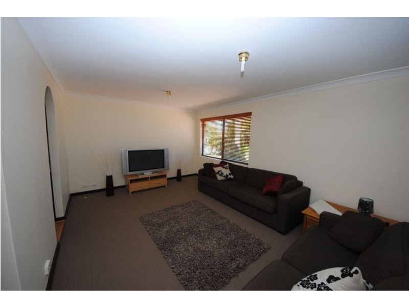 b/4 Kennedy Close, Bull Creek WA 6149