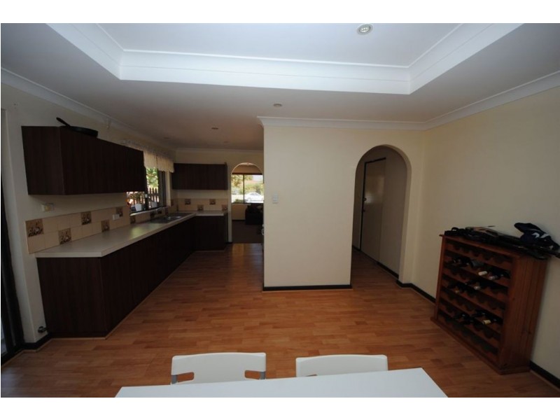 b/4 Kennedy Close, Bull Creek WA 6149