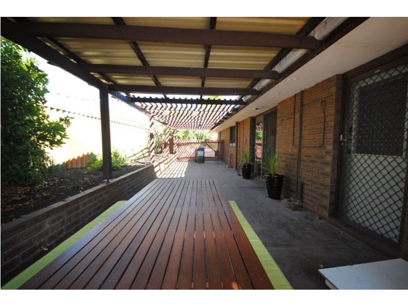 b/4 Kennedy Close, Bull Creek WA 6149