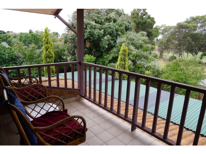 2 Stainton Place, Leeming WA 6149