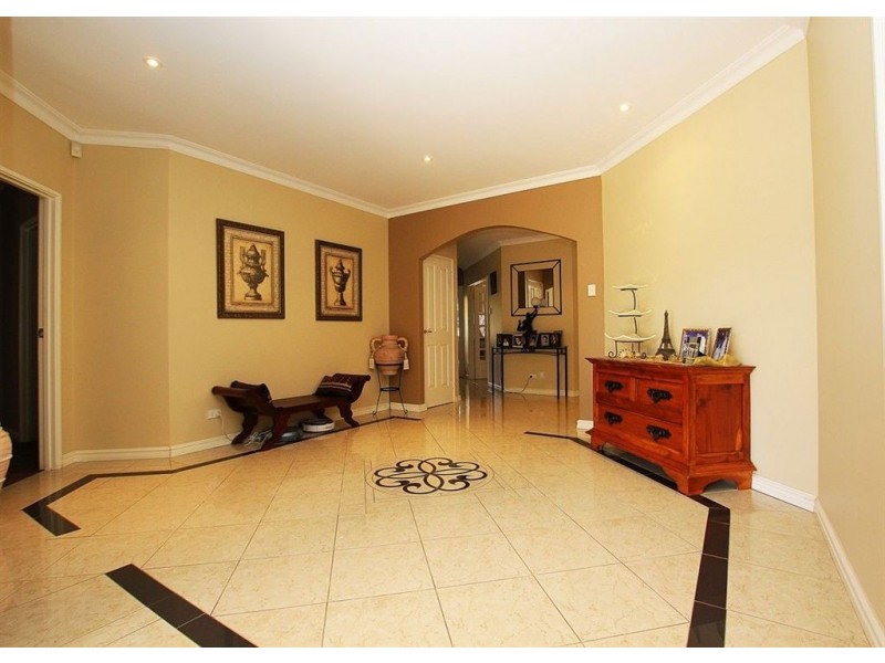 107 Glen Iris Drive, Jandakot WA 6164