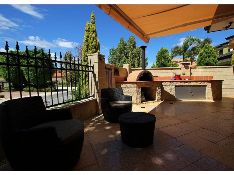 107 Glen Iris Drive, Jandakot WA 6164