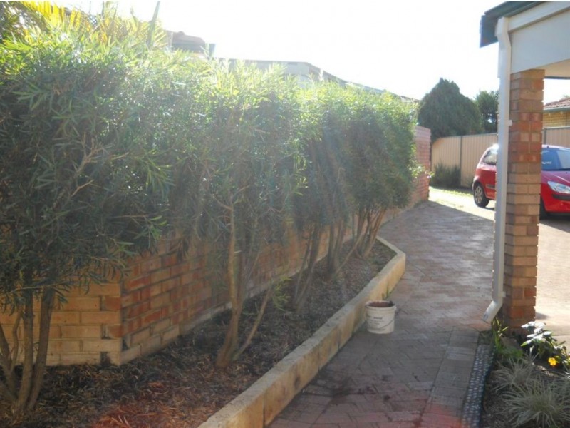 b/4 Lorrimar Place, Murdoch WA 6150