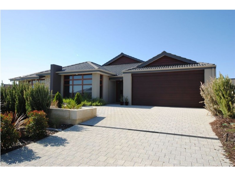 3 Baumea Turn, Hammond Park WA 6164
