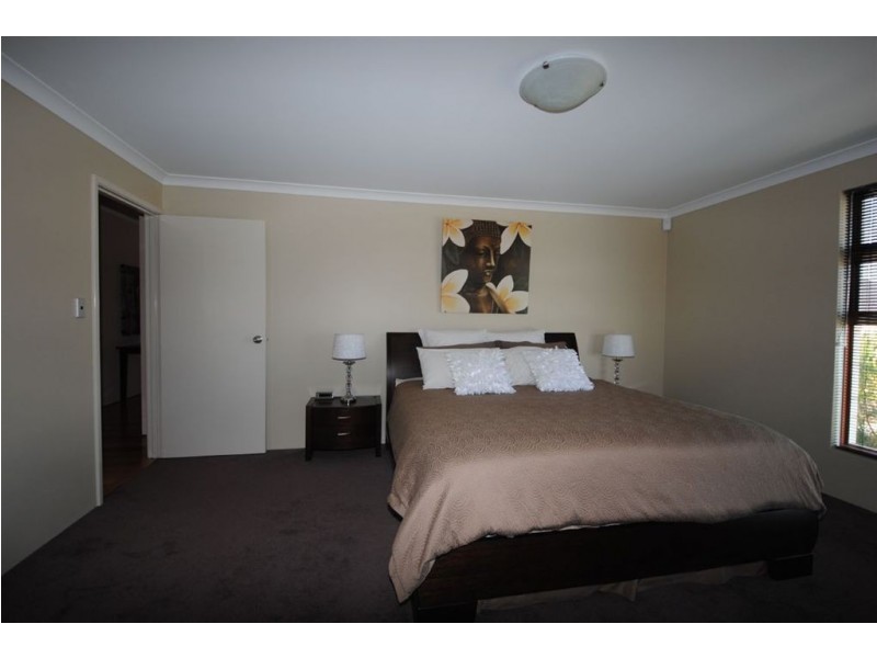 3 Baumea Turn, Hammond Park WA 6164