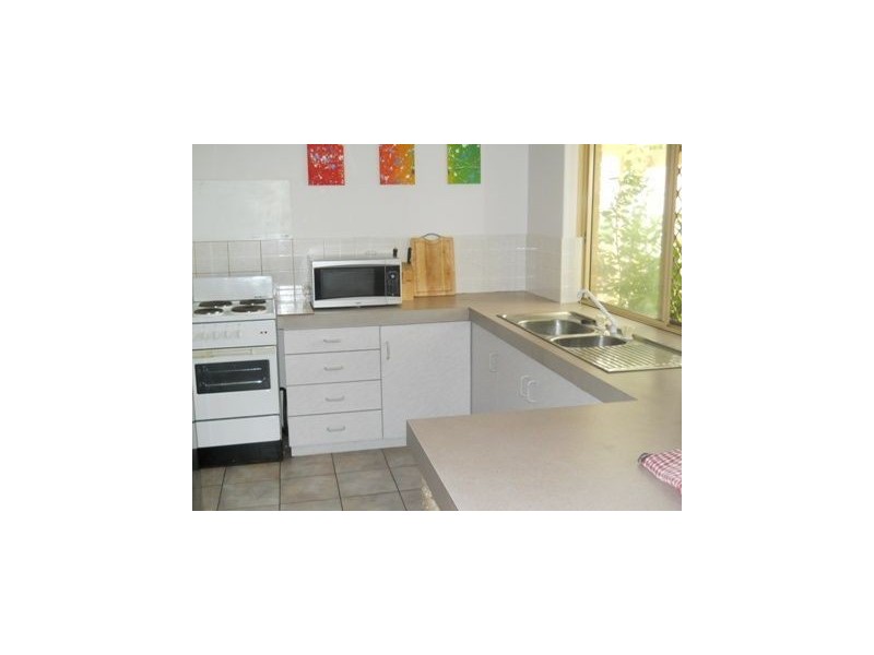 111 Jackson Avenue, Winthrop WA 6150