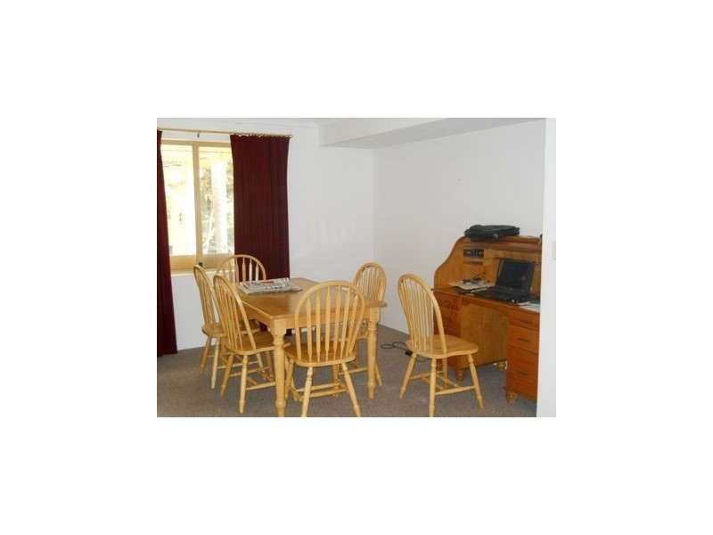 111 Jackson Avenue, Winthrop WA 6150