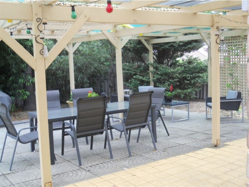 111 Jackson Avenue, Winthrop WA 6150