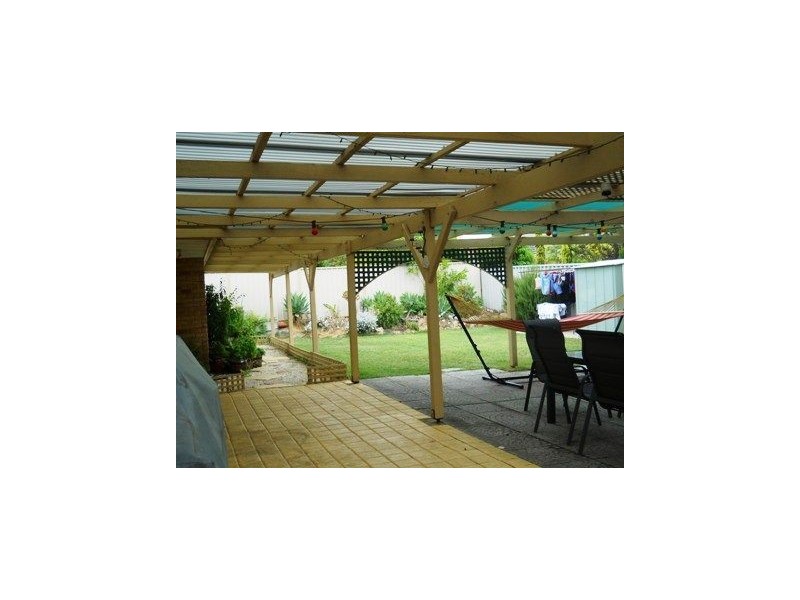 111 Jackson Avenue, Winthrop WA 6150