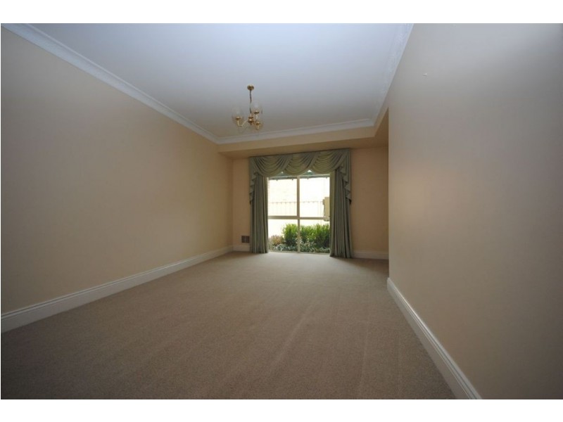 262 Corinthian Road, Riverton WA 6148