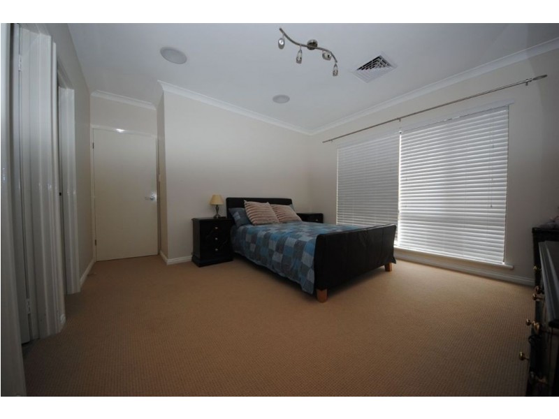 3 Minchin Place, Bull Creek WA 6149