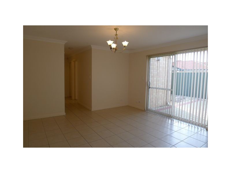 4/100 Great Northern Highway, Midland WA 6056