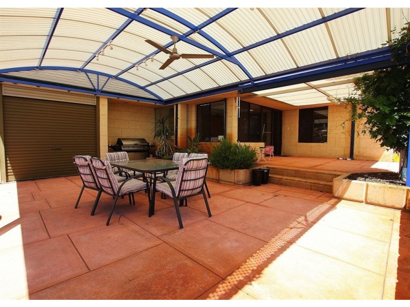 3 Hayes Road, Leeming WA 6149