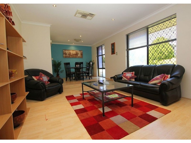 3 Hayes Road, Leeming WA 6149