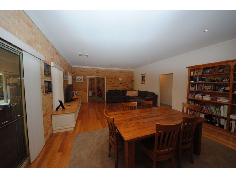 23 Woodrush Way, Canning Vale WA 6155