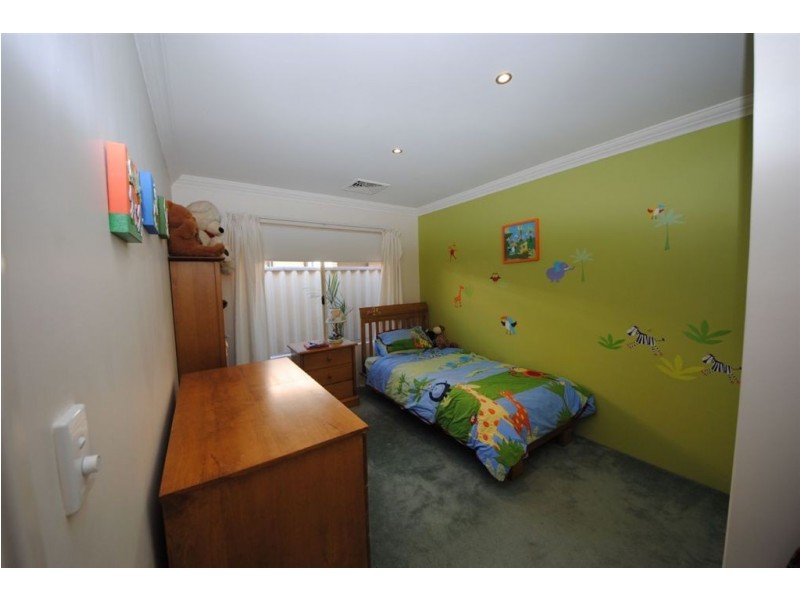 23 Woodrush Way, Canning Vale WA 6155