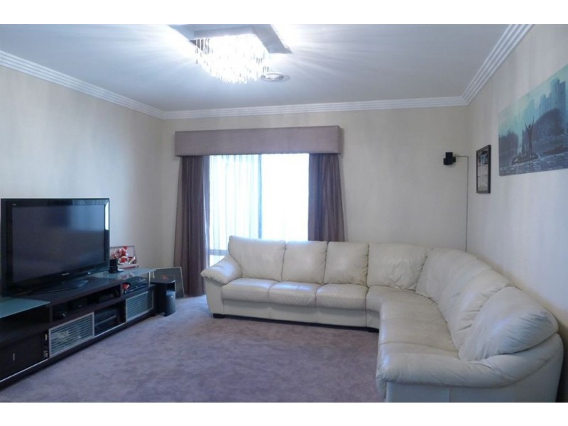 11 Radiata Promenade, Aubin Grove WA 6164