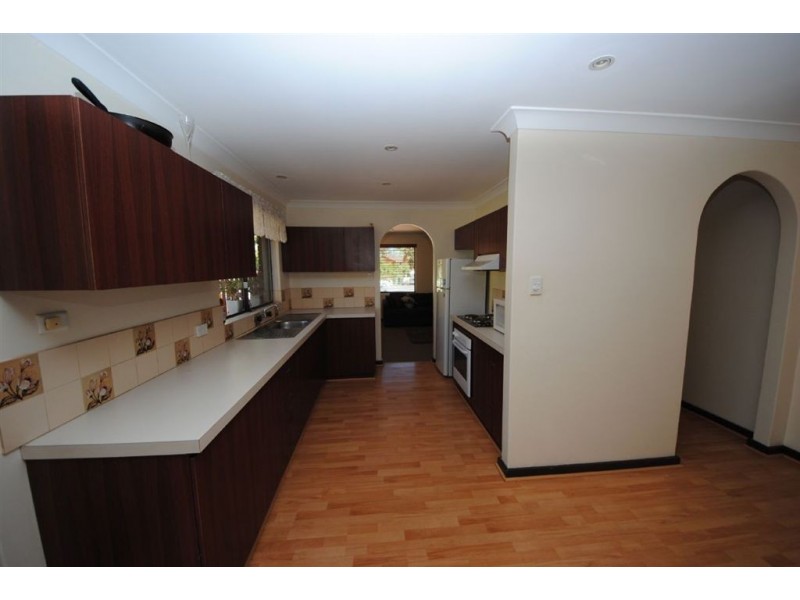 b/4 Kennedy close, Bull Creek WA 6149