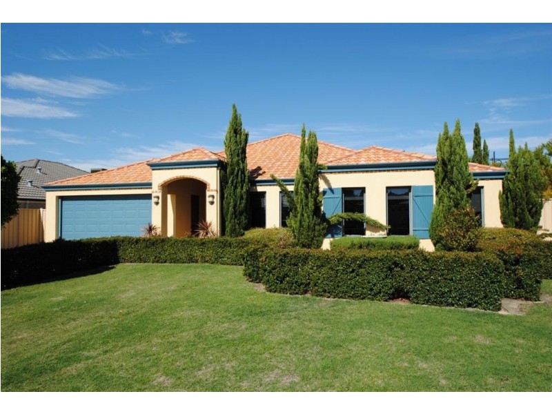 22 Sholto Crescent, Canning Vale WA 6155