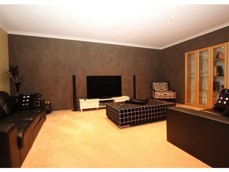 23 The Lakes Boulevard, Jandakot WA 6164