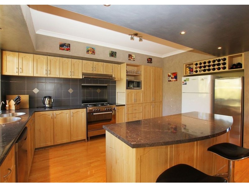 23 The Lakes Boulevard, Jandakot WA 6164