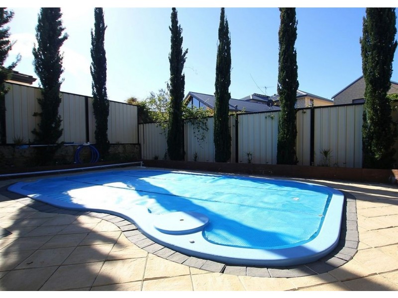 23 The Lakes Boulevard, Jandakot WA 6164