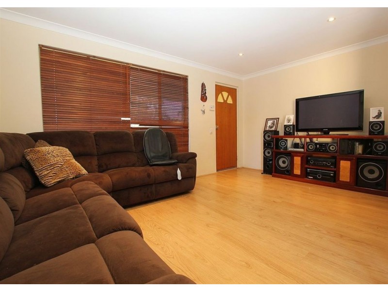 4 South Lake Drive, South Lake WA 6164