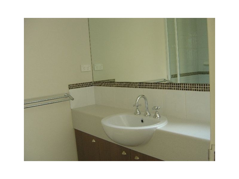 4/5 Ibera Way, Success WA 6164