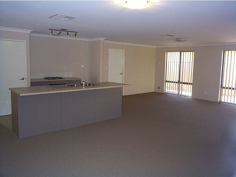 69 Stortford Road, Southern River WA 6110