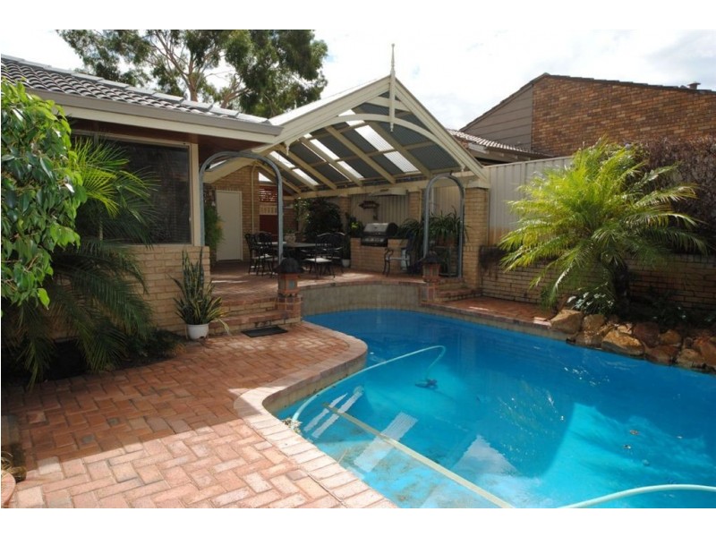 18 Stott Place, Bull Creek WA 6149