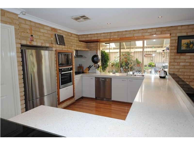 18 Stott Place, Bull Creek WA 6149