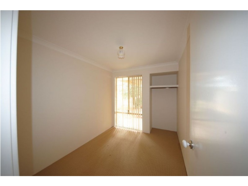 16 Nagambie Close, South Lake WA 6164