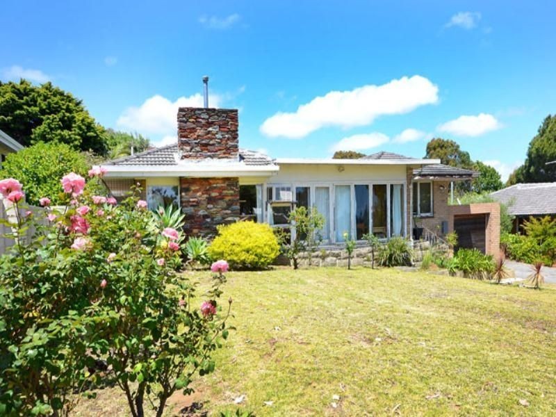 6 Eltham Street, Wembley Downs WA 6019
