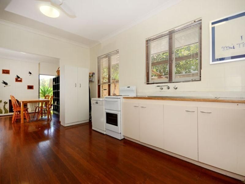 6 Eltham Street, Wembley Downs WA 6019