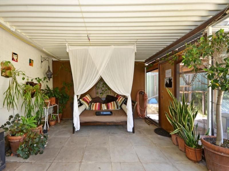 6 Eltham Street, Wembley Downs WA 6019