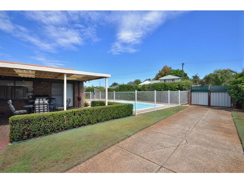 6 Downer Way, Bull Creek WA 6149