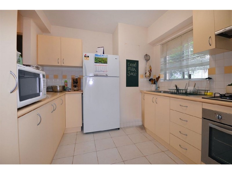 4/5 Doherty Road, Coolbellup WA 6163