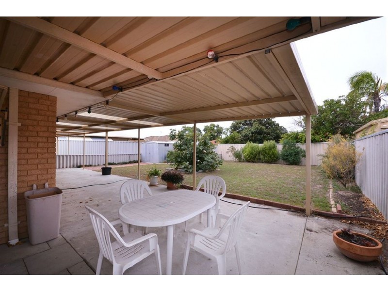 159 Willmott Drive, Waikiki WA 6169