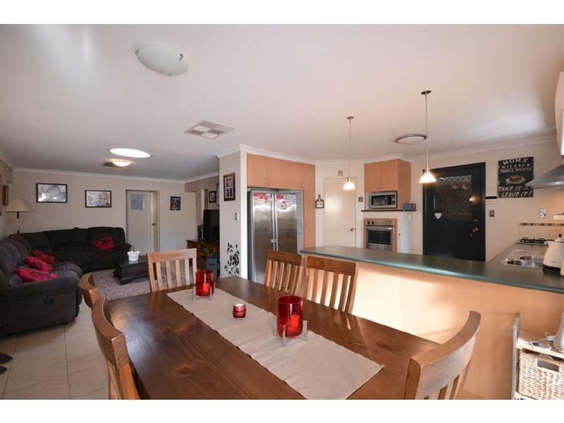 19 Froudist Circle, Southern River WA 6110